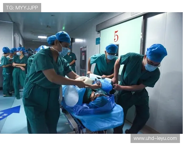 车手机械故障,队友无私让车展现团队精神 车手机械故障,队友无私让车展现团队精神